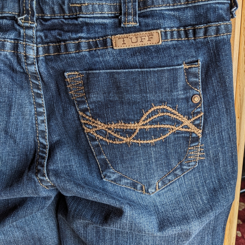 Cowgirl Tuff Women's Dark Blue Wash Boot Cut Jeans "Classic" 31R Barwire Stitch - Picture 4 of 8